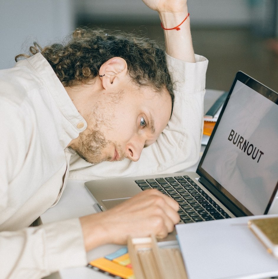 Corona-Burnout in der IT: So schützt du dich vor dem Kollaps! - Golem Karrierewelt