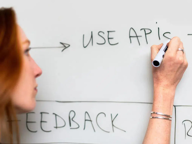 Big Data Management (B.A.) - 100% Online-Fernstudium inkl. Prüfungen im Standard Format der AKAD Bildungsgesellschaft