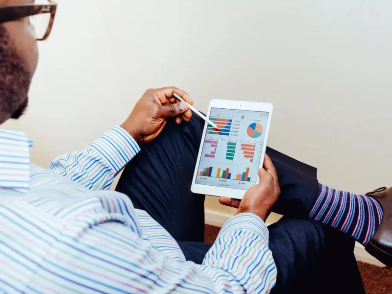 General Management ? Digital Business (MBA) - Online-Fernstudium mit geringem Präsenzanteil im Sprint Format der AKAD Bildungsgesellschaft